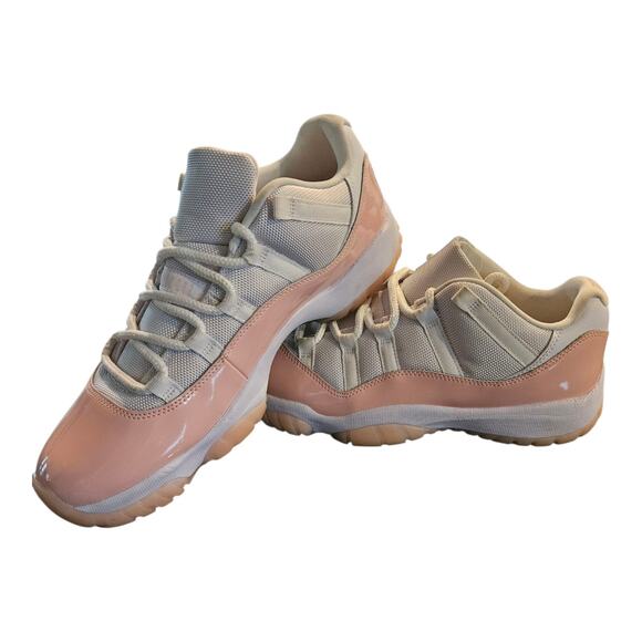 Size 12W/ 10.5M - WMNS Nike Air Jordan 11 Retro Low Legend Pink (AH7860-160) - Picture 1 of 8